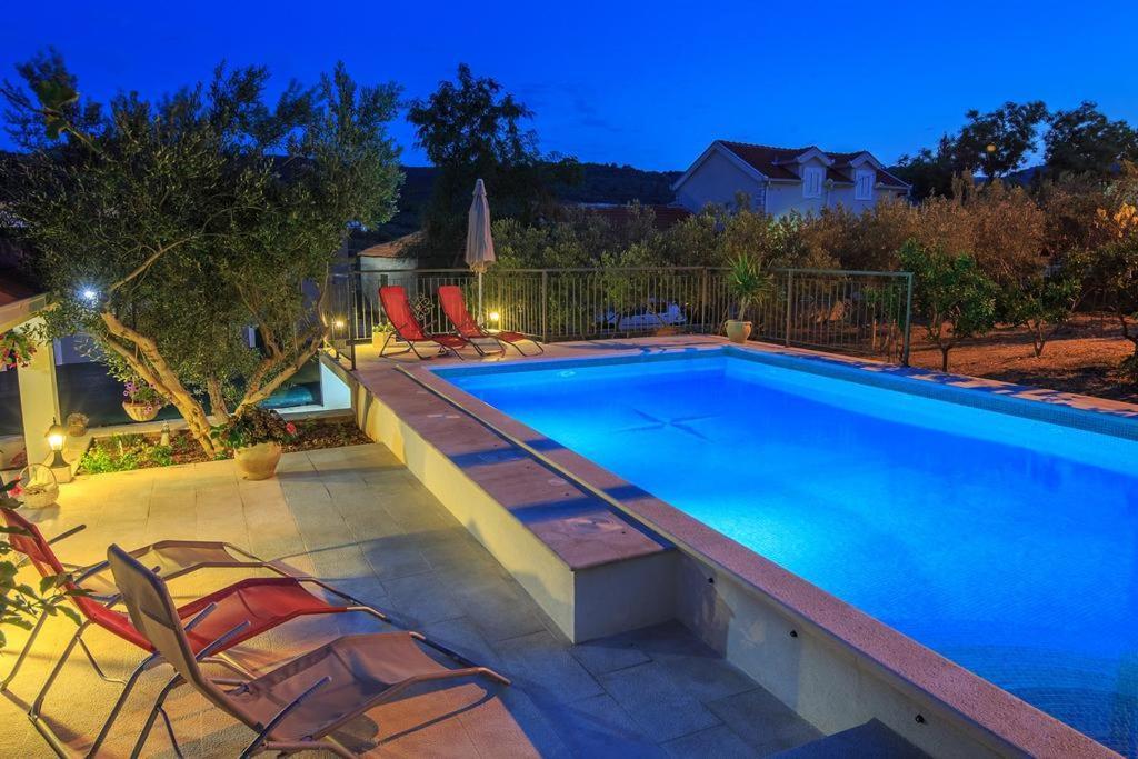 Apartment Zeljana Slatine Ngoại thất bức ảnh